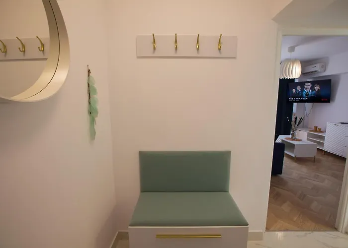 Venus I Elegant With View On Calea Victoriei *