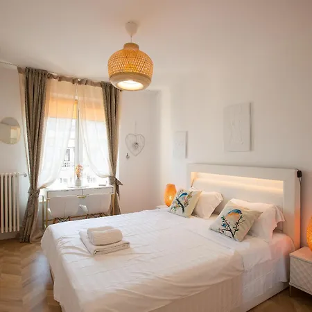 Venus I Elegant With View On Calea Victoriei Appartement Bucarest