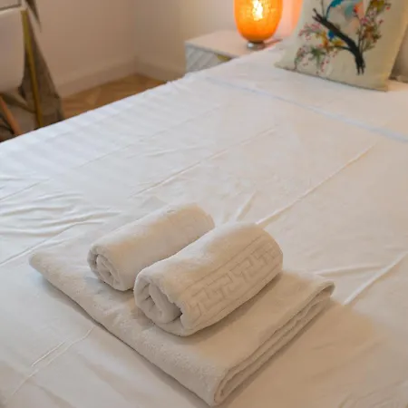 Venus I Elegant With View On Calea Victoriei